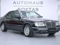 Gebraucht Mercedes 220 150 PS (110 kW) 1993 Schwarz Coupé