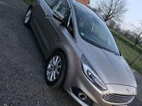 Gebraucht Ford S-MAX Titanium 241 PS (177 kW) 2017 Silber Van / Kleinbus