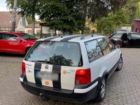 Gebraucht VW Passat 90 PS (66 kW) 1999 Weiß Kombi