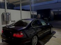 Gebraucht BMW 325 192 PS (141 kW) 2002 Blau Limousine