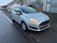 Gebraucht Ford Fiesta Titanium 101 PS (74 kW) 2013 Silber Kleinwagen