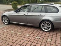 Gebraucht BMW 318 143 PS (105 kW) 2012 Grau Kombi