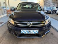 Gebraucht VW Tiguan Trendline 122 PS (89 kW) 2012 Blau SUV