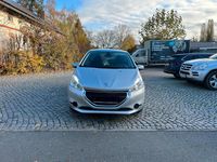 Gebraucht Peugeot 208 Active 82 PS (60 kW) 2014 Silber Kleinwagen