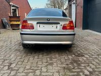 Gebraucht BMW 318 143 PS (105 kW) 2004 Silber Limousine