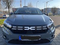 Gebraucht Dacia Sandero Expression 91 PS (66 kW) 2024 Grau Limousine