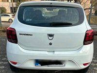 Gebraucht Dacia Sandero Lauréate 90 PS (66 kW) 2017 Weiß Kleinwagen