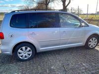 Gebraucht VW Touran Cross 140 PS (102 kW) 2014 Silber Van / Kleinbus