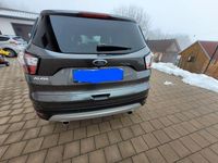 Gebraucht Ford Kuga Titanium 179 PS (131 kW) 2018 Grau SUV