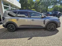 Neu Dacia Jogger Extreme 122 PS (89 kW) 2026 Grau Van / Kleinbus