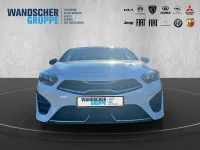 Neu Kia ProCeed GT-Line 140 PS (102 kW) 2025 Weißschwarz Kleinwagen