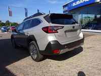 Neu Subaru Outback Platinum 169 PS (124 kW) 2025 Cashmere gold Kombi