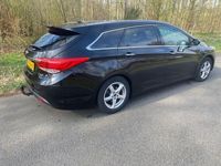 Gebraucht Hyundai i40 Edition 116 PS (85 kW) 2012 Schwarz Kombi