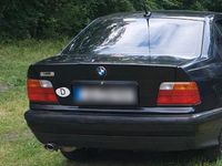 Gebraucht BMW 316 105 PS (77 kW) 1996 Schwarz Limousine