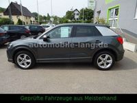 Gebraucht Audi Q2 S-Line 150 PS (110 kW) 2024 Grau SUV