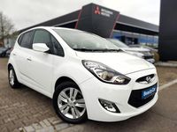 Gebraucht Hyundai ix20 116 PS (85 kW) 2015 Weiß Kleinwagen