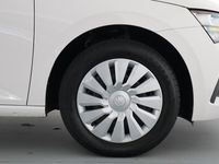 Gebraucht Skoda Scala Cool Plus 95 PS (69 kW) 2022 Candyweiss Kleinwagen