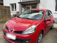 Gebraucht Renault Clio II 75 PS (55 kW) 2007 Rot Kleinwagen