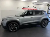 Neu Jeep Avenger Summit 110 PS (80 kW) 2026 Grau SUV