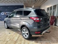 Usado Ford Kuga Titanium 179 HP (131 kW) 2017 Cinzento SUV