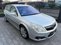 Gebraucht Opel Signum Edition 230 PS (169 kW) 2005 Starsilber iii m2 Kleinwagen