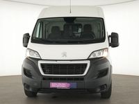 Gebraucht Peugeot Boxer Avantage 140 PS (102 kW) 2021 Weiss Van