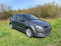 Usado VW Polo 70 HP (51 kW) 2011 Castanho Citadino