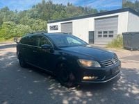 Second-hand VW Passat Highline 211 CP (155 kW) 2012 Negru Break