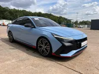 Gebraucht Hyundai Elantra 275 PS (202 kW) 2022 Blau Limousine