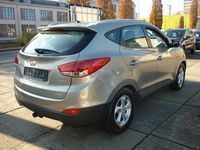 Gebraucht Hyundai ix35 Style 163 PS (119 kW) 2011 Sirius silver SUV