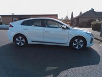 Gebraucht Hyundai Ioniq Premium 88 kW (120 PS) 2018 Weiß Kleinwagen