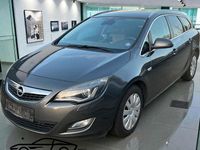 Gebraucht Opel Astra Innovation 179 PS (131 kW) 2012 Grau Kombi