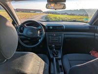 Gebraucht Audi A4 102 PS (75 kW) 2001 Blau Kombi