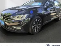 Gebraucht VW Passat Business 150 PS (110 kW) 2024 Deep black perleffekt Kombi