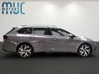 Second-hand VW Golf VIII R-line 131 CP (96 kW) 2022 Gri Break