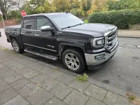 Używany GMC Sierra 355 KM (261 kW) 2018 Czarny Pickup