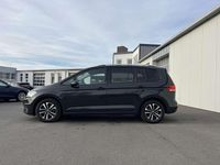 Gebraucht VW Touran Active 122 PS (89 kW) 2021 Uranograu Van / Kleinbus