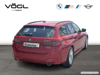 Gebraucht BMW 330e Sport Line 292 PS (214 kW) 2024 Melbourne red Kombi