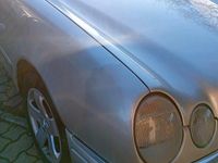 Second-hand Mercedes E280 204 CP (150 kW) 1999 Argintiu Berlinǎ