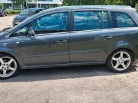 Gebraucht Opel Zafira Selection 140 PS (102 kW) 2009 Grau Van / Kleinbus