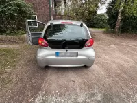 Gebraucht Toyota Aygo 69 PS (50 kW) 2006 Silber Kleinwagen