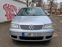 Gebraucht VW Polo 50 PS (36 kW) 2001 Grau Limousine