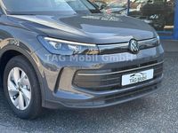 Neu VW Tiguan Pro 150 PS (110 kW) 2025 Grau SUV