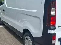 Gebraucht Renault Trafic 145 PS (106 kW) 2019 Weiß Van / Kleinbus
