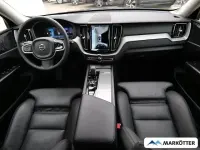 Gebraucht Volvo XC60 Plus 197 PS (144 kW) 2023 Grau SUV