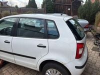Gebraucht VW Polo Basis 75 PS (55 kW) 2004 Weiß Kleinwagen