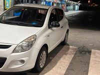 gebraucht Hyundai i20 1,2 Liter