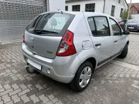Gebraucht Dacia Sandero 75 PS (55 kW) 2009 Platingrau Kleinwagen