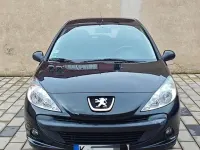 Gebraucht Peugeot 206+ 60 PS (44 kW) 2011 Schwarz Kleinwagen