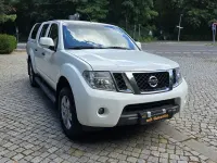 Gebraucht Nissan Navara SE 190 PS (139 kW) 2011 Weiß Pickup